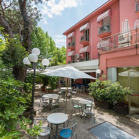 Hotel Villa Rosa Cesenatico Exteriör bild