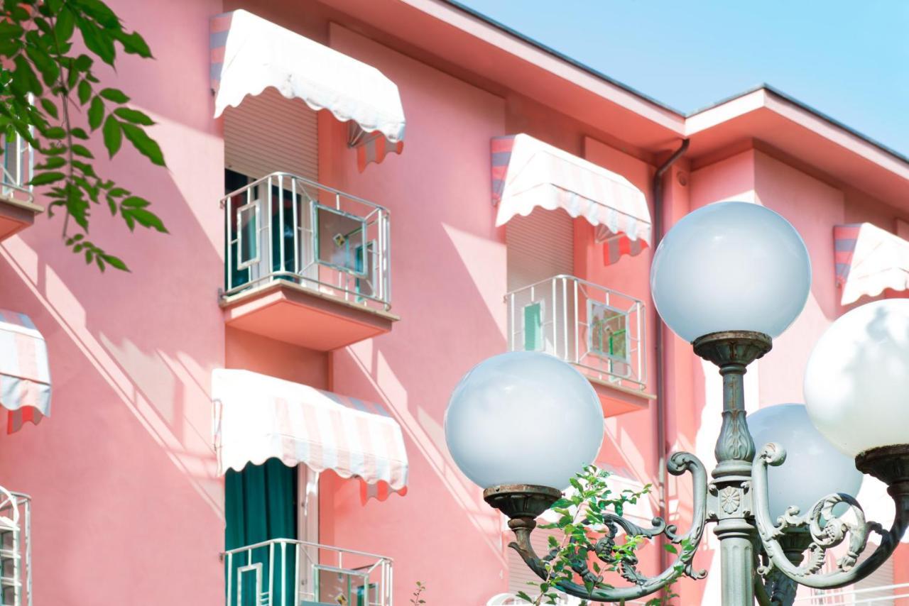 Hotel Villa Rosa Cesenatico Exteriör bild