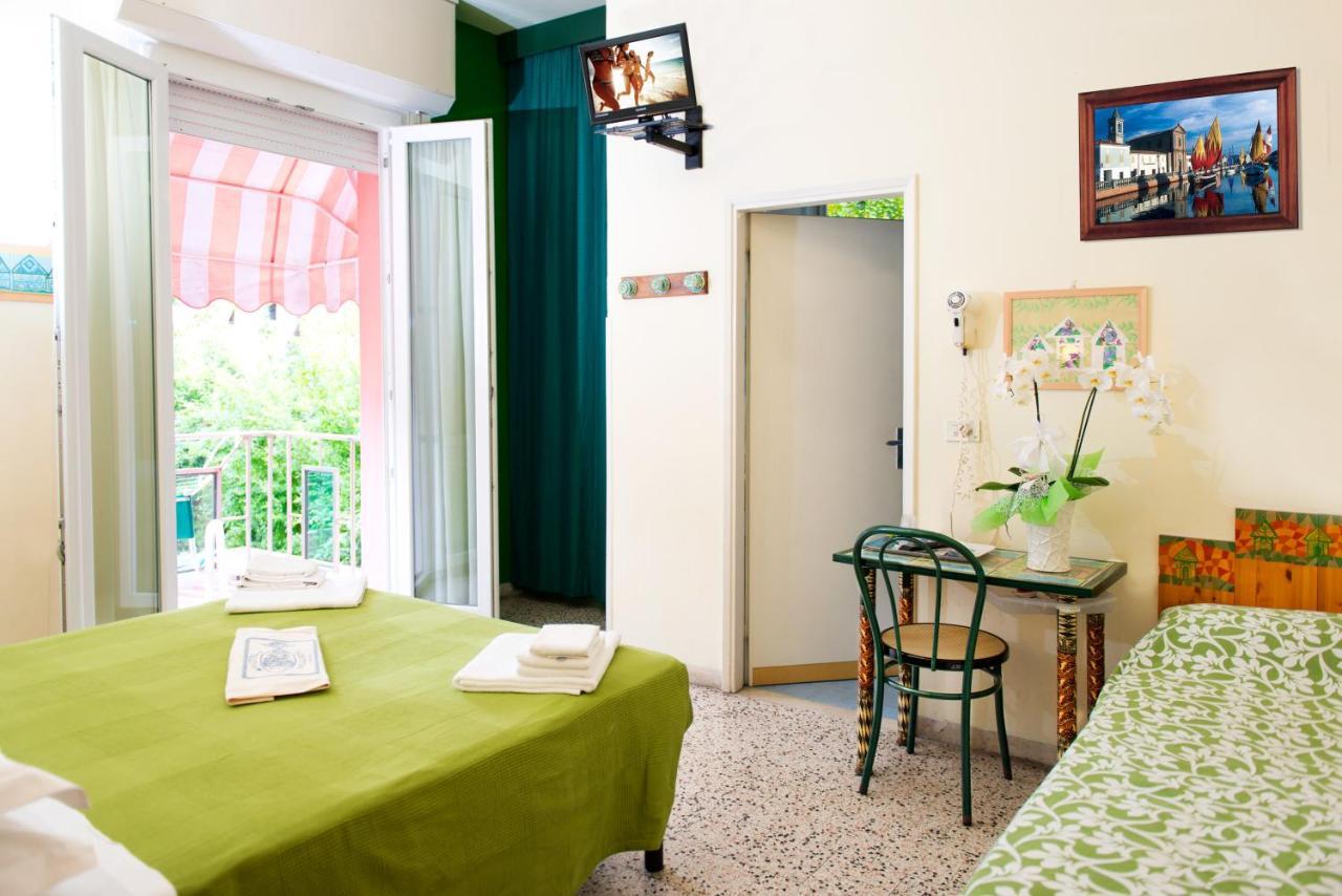 Hotel Villa Rosa Cesenatico Exteriör bild